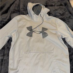 Medium Under Armour Hoodie